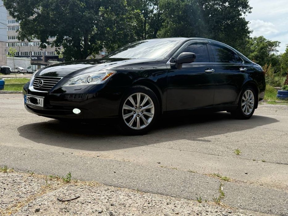 Продам Lexus es350