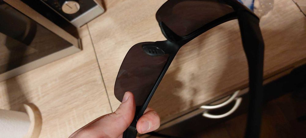 okulary przeciwsłoneczne