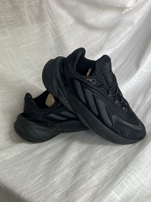 adidas ozelia r.38 24cm