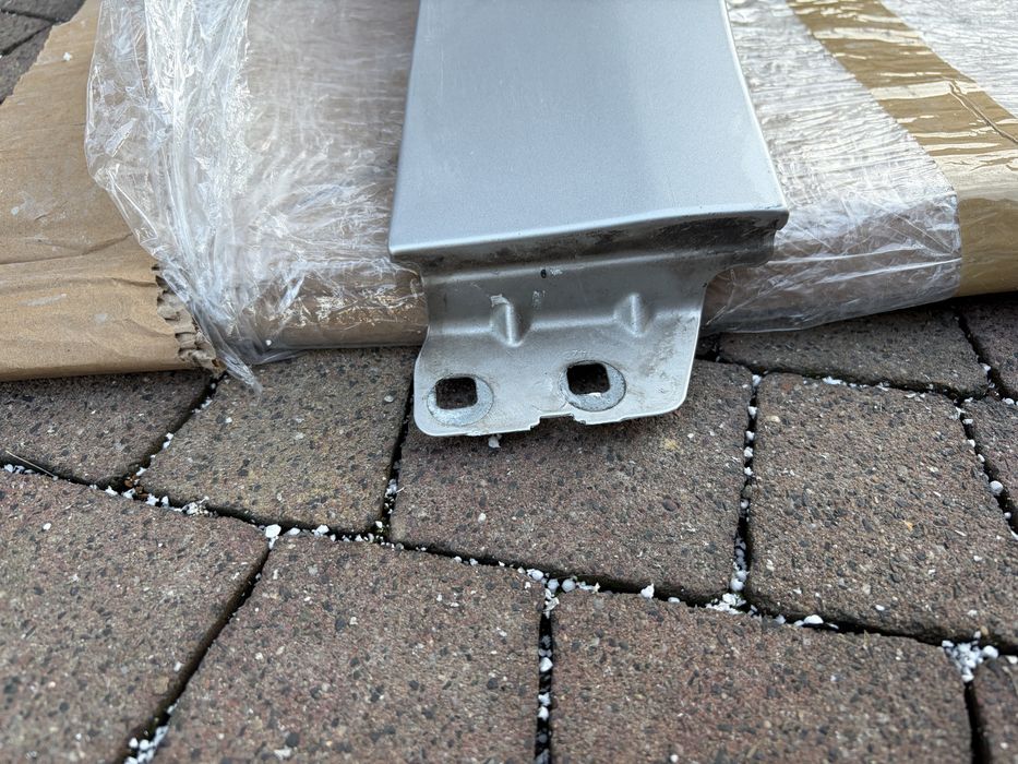 Błotnik prawy przód Ford Focus MK3