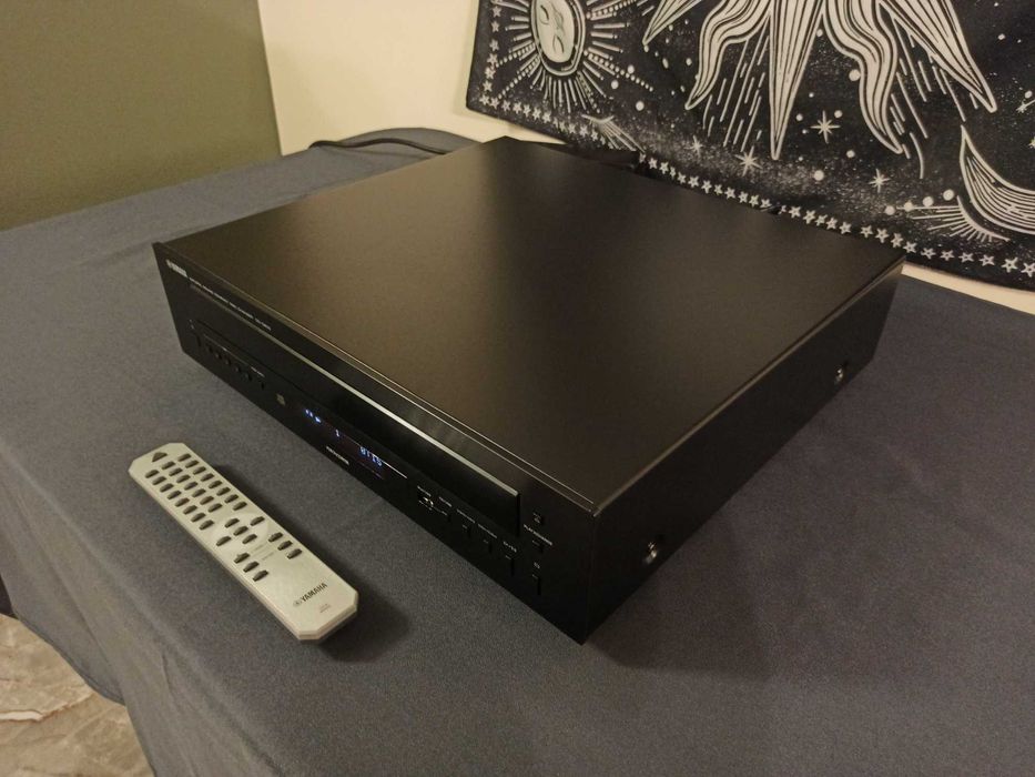 Odtwarzacz CD zmieniarka YAMAHA CD-C600 USB z pilotem
