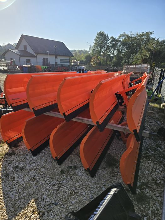Nowy pług do śniegu kukurydzy prosty spychacz 1.5m-3.0m