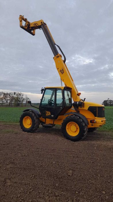 Jcb 528-70 (Manitou Merlo Kramer Claas)
