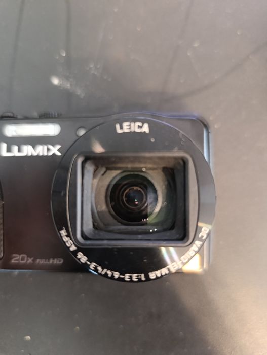 Lumix DMC-ZS25 z USA