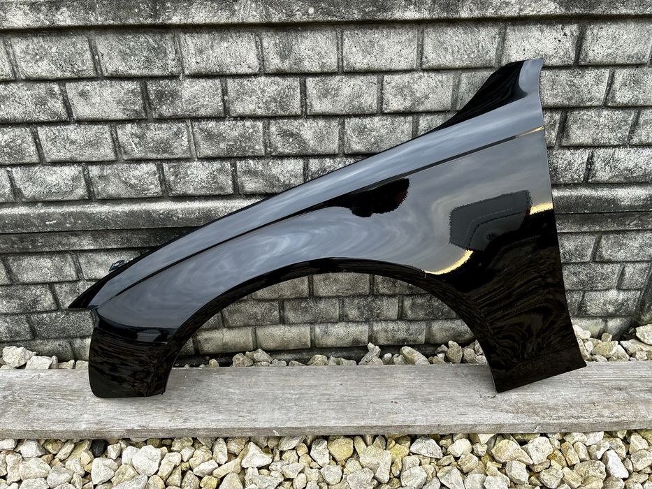 Błotnik przedni lewy bez rdzy AUDI A4 B8 B8.5 8K 8K0 12- FL lift LZ9Y