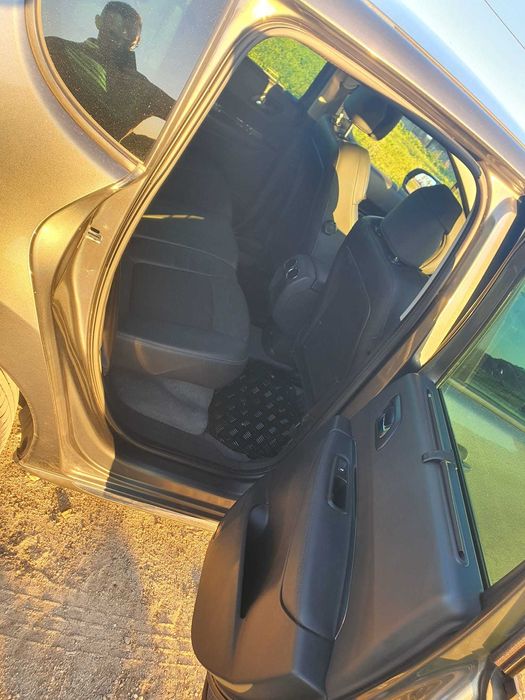 Peugeot 3008 VAR 1.6 HDI