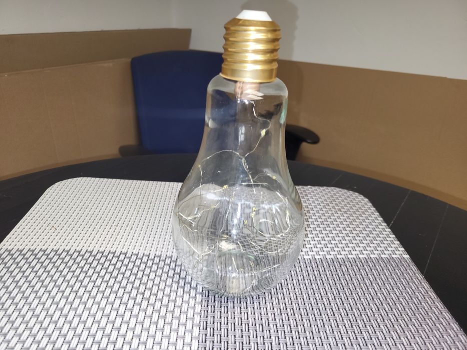 Lampka żarówka dekoracyjna LED