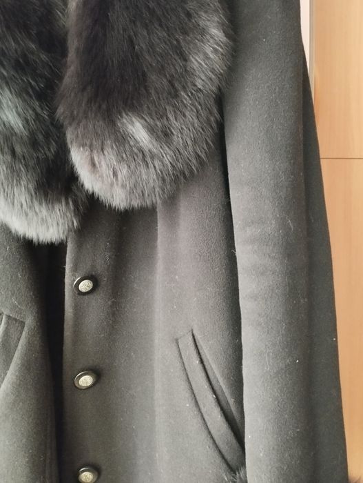 Продається жіноче пальто