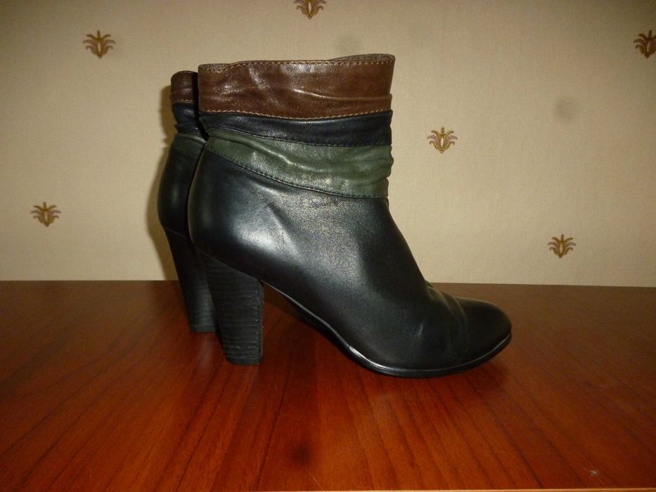 Продам кожанные ботинки немецкого бренда)))