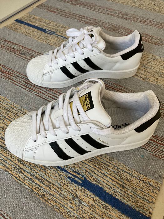 Adidas Superstar