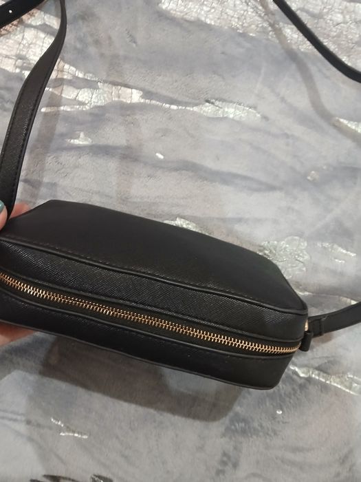 Malas a preta nova e a lilas uaada poucas vezes