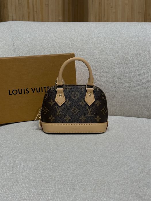Torebka Louis Vuitton mini alma nano crema