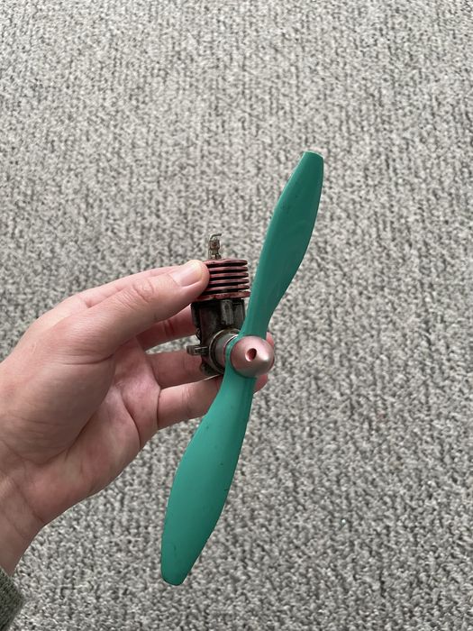 Двигун МК-17 авіаконструктор обʼєм 1.49