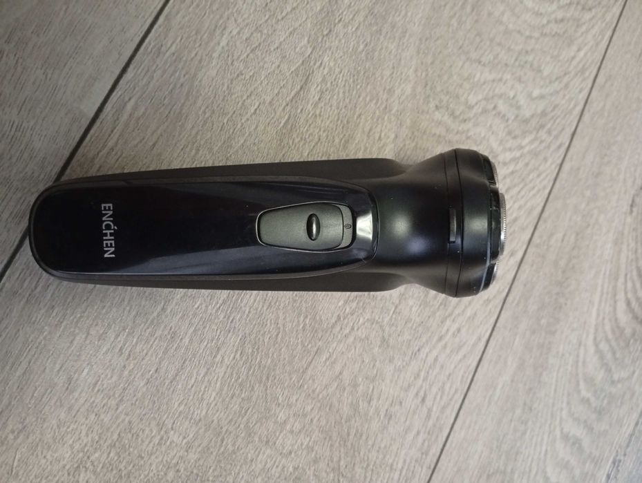 Електробритва ENCHEN Black.