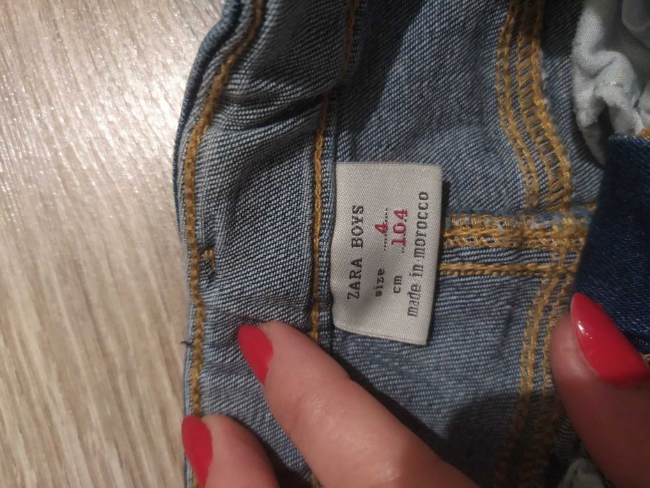 Spodnie jeansowe dla chłopca Zara