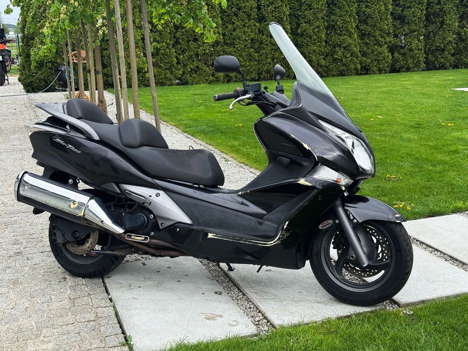 Honda SW-T400 Honda SW-T400 Silver Wing 2011