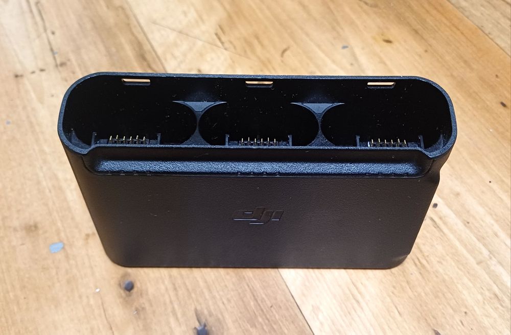 Зарядний хаб для квадрокоптера DJI Mavic Mini Two-Way Charging Hub.