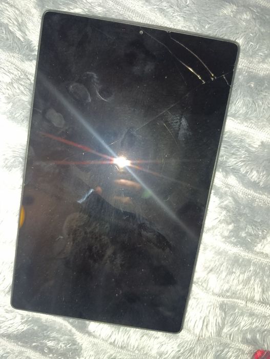 Продам б/у планшет Lenovo tab m10 4/64