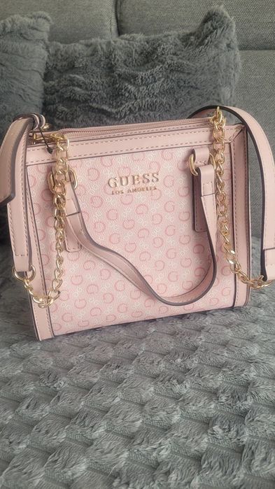 Nowa torebka marki Guess różowa