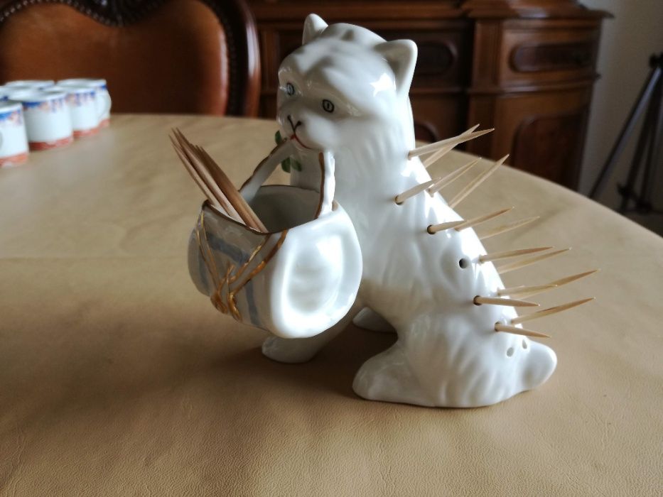 Paliteiro em porcelana