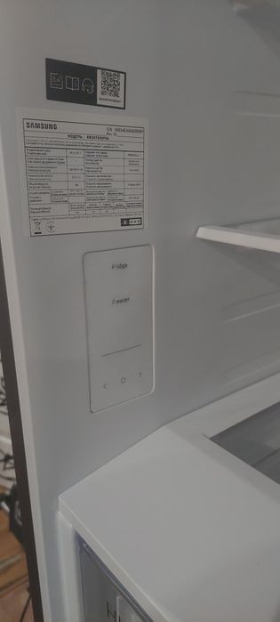 Холодильник Samsung RB34T600FSA