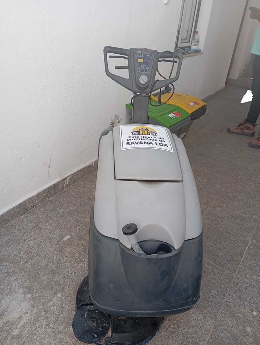 Venda Máquina de Lavar Pavimento Nilfisk SC400