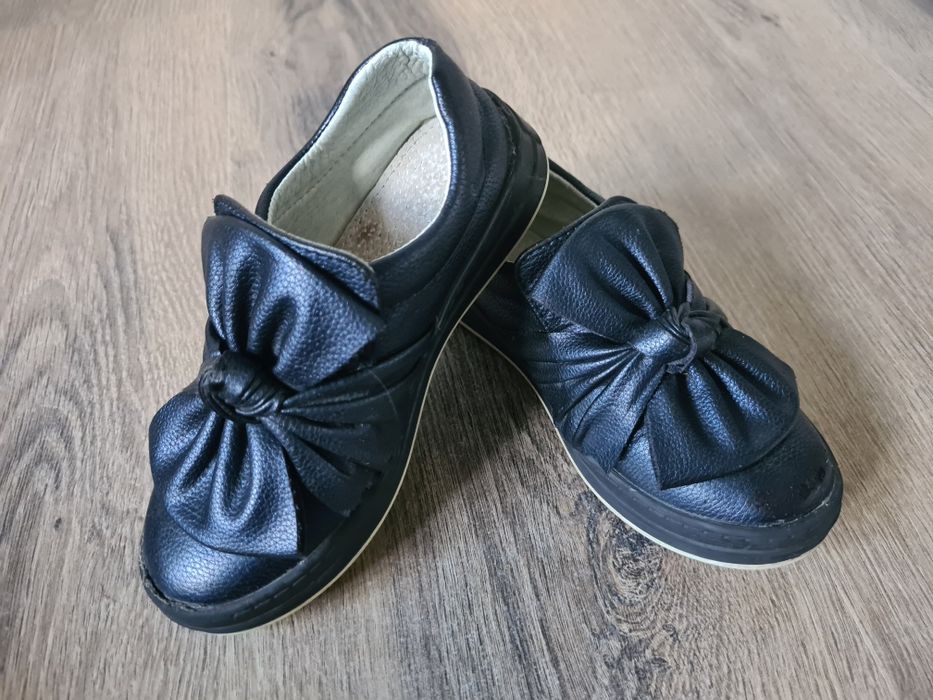 Туфлі для дівчинки