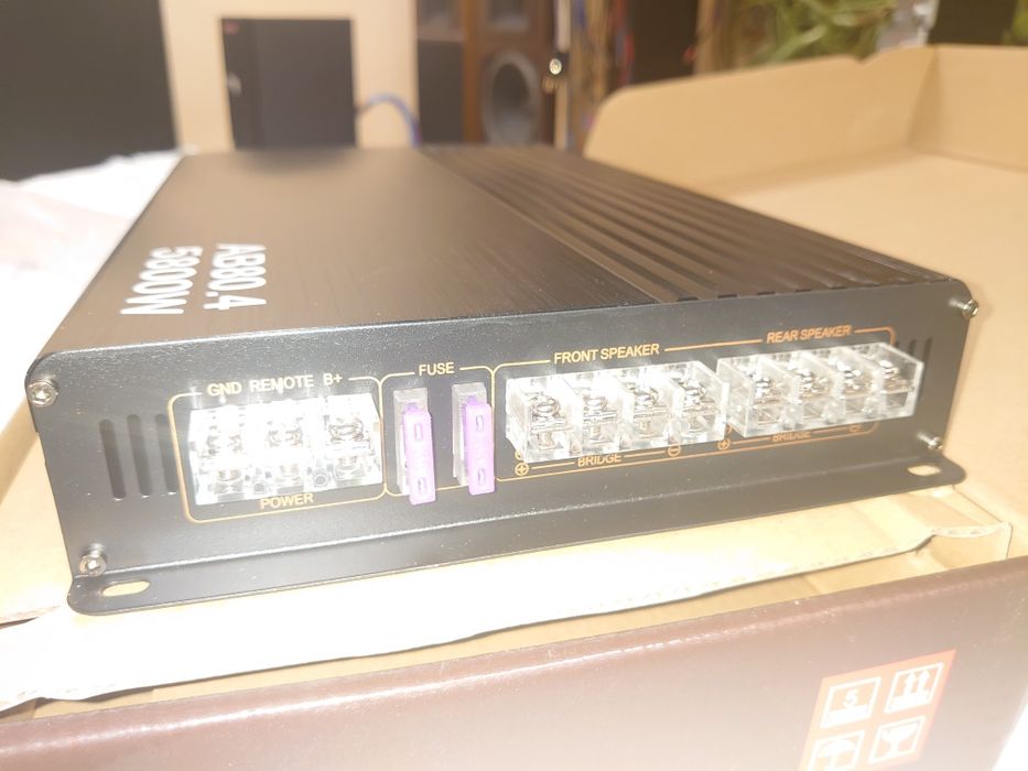 Усилитель автомобильный 4х канальный. АВ класса.Новый.