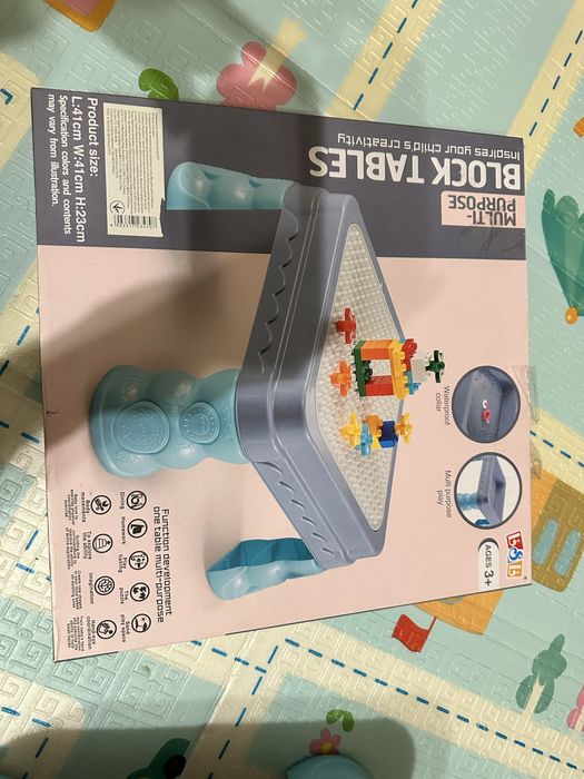 Дитячий ігровий столик