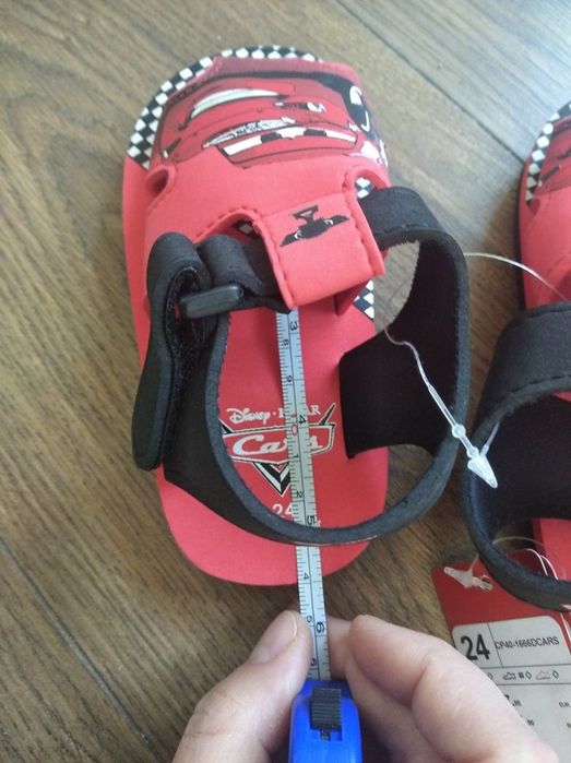Nowe sandałki buty klapki na basen 24