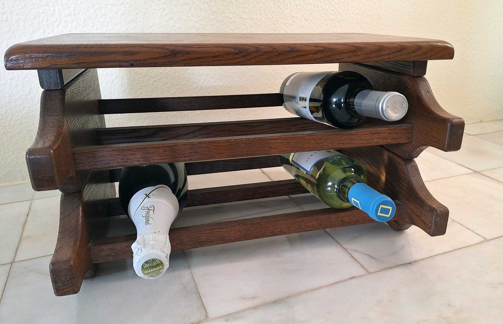 porta-vinhos em carvalho para oito garrafas