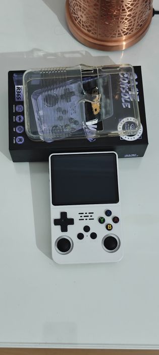 (NOVO) Consola R36S (Autêntica)