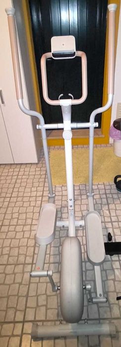 Bicicleta Elíptica Autoalimentada Initial Elliptical 300