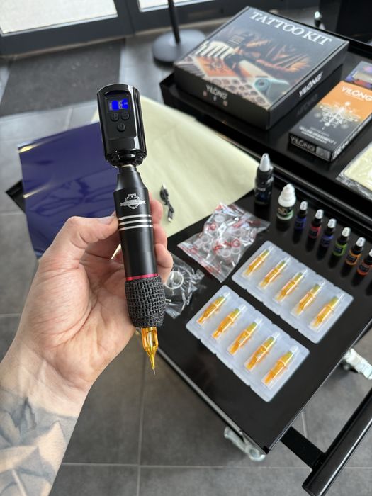 Kit Tatuagem Sem Fios COMPLETO com Pele Treino, Tintas, Stencil, etc..