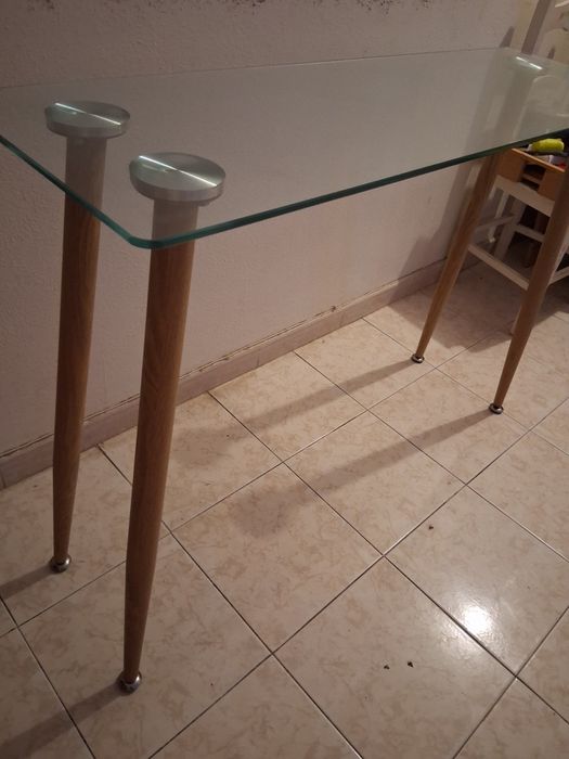 Mesa de apoio - vidro