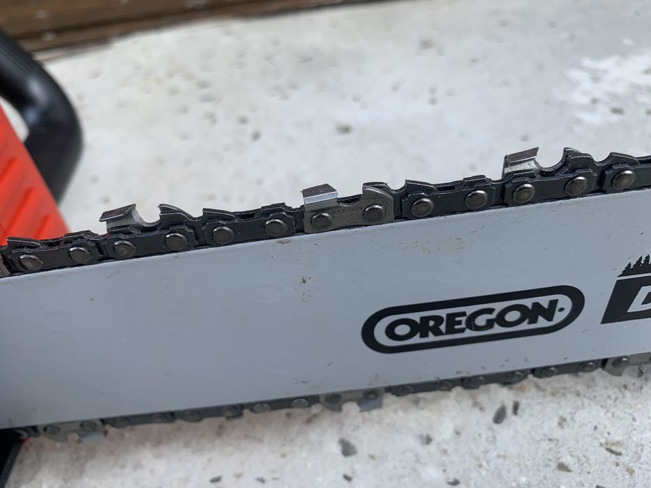 Потужна Акумуляторна ланцюгова пила Einhell GE-LC 36/35 Li-Solo