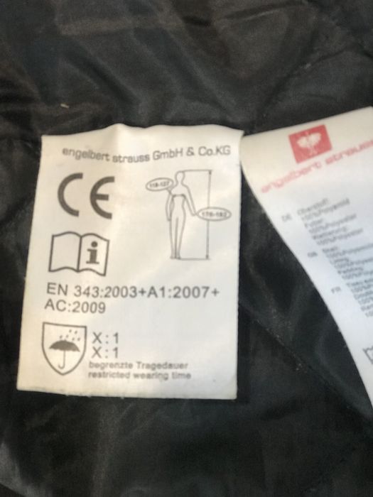 Чорна робоча куртка Engelbert Strauss