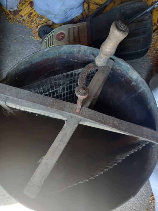 Продам медогонку