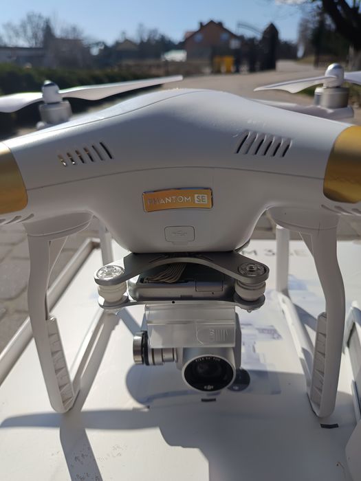DJI Phantom 3 SE dron 4k