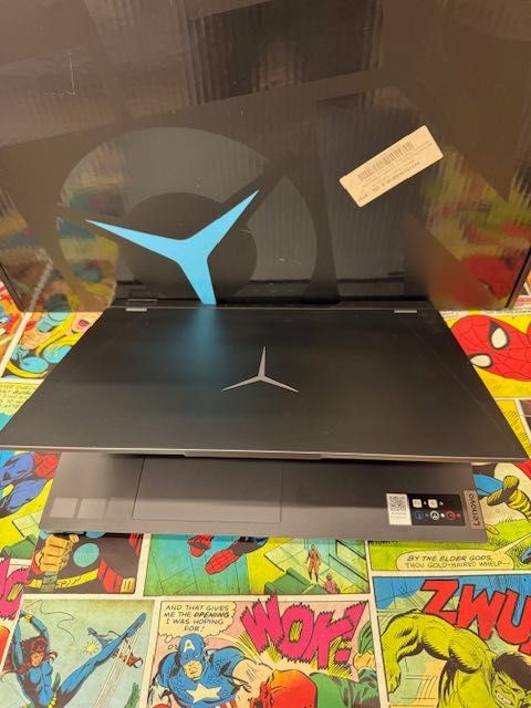 LENOVO IdeaPad Gaming 3 15.6" 20GB RAM 512GBx2 GeForce RTX2050 4GB