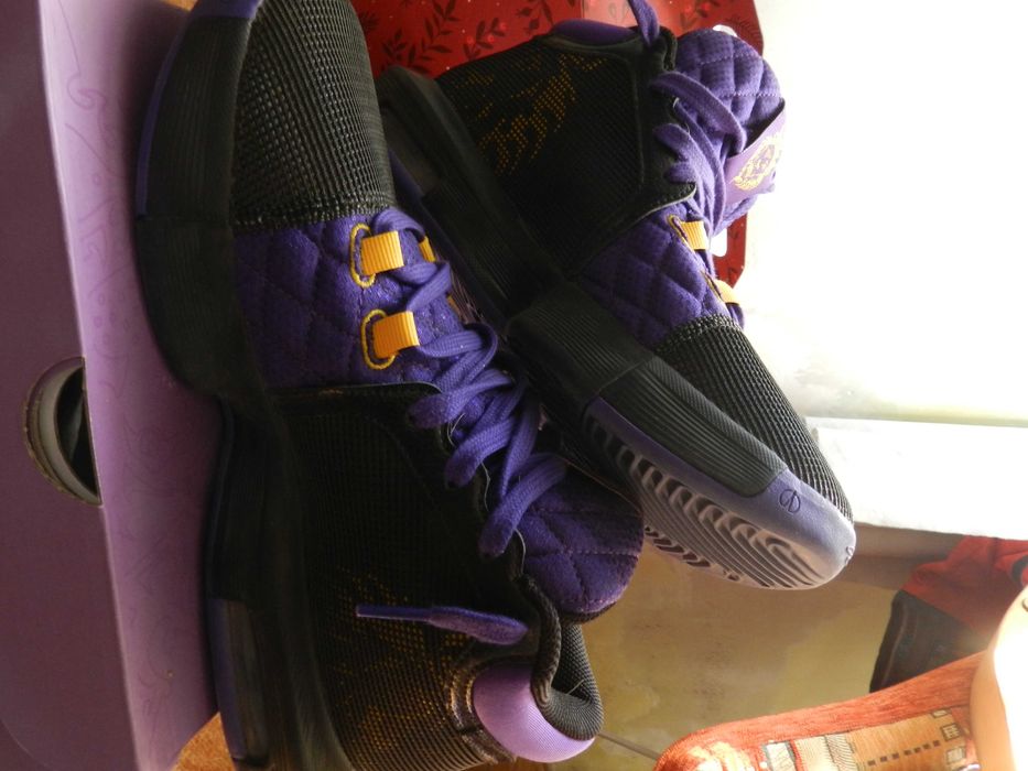 Buty do koszykówki nike lebron witness VIII