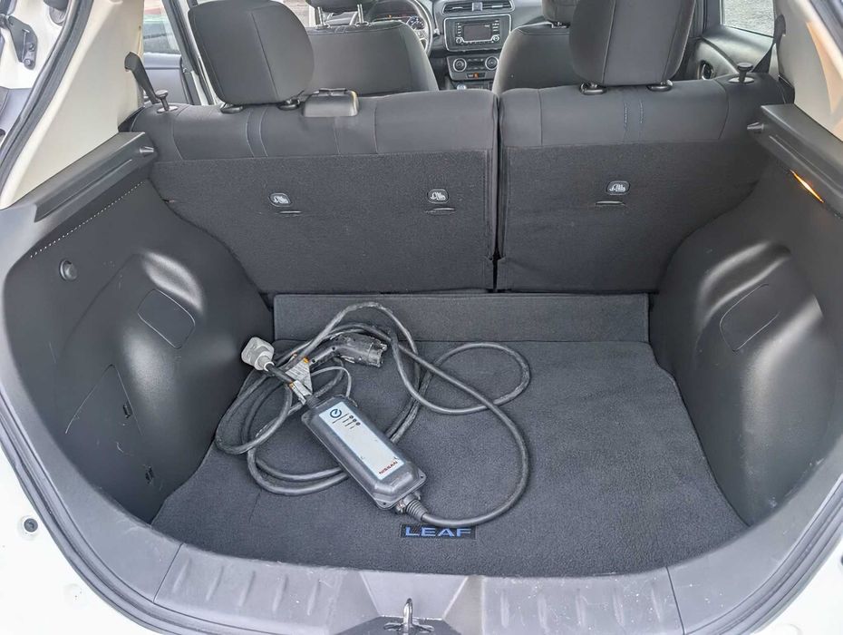 Nissan LEAF S      2019