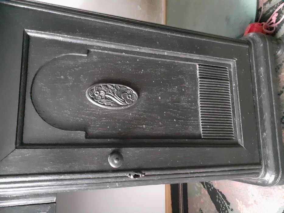 Sprzedam stare biurko gabinetowe do renowacji