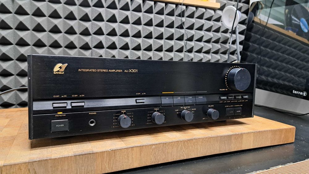 Wzmacniacz Sansui AU-X301