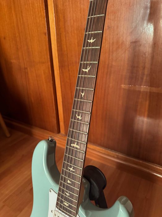 PRS SE Silver Sky