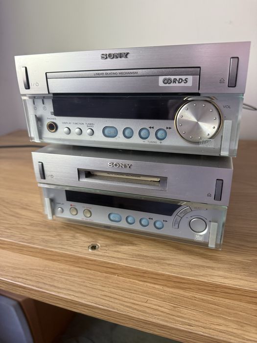 Aparelhagem SONY CD MD Radio Aux MDS-SD1