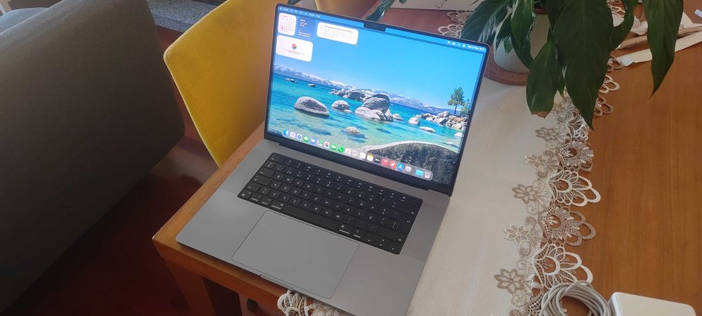MacBook Pro 16” M2 Pro | 32GB RAM | 512GB SSD | Teclado PT | Caixa