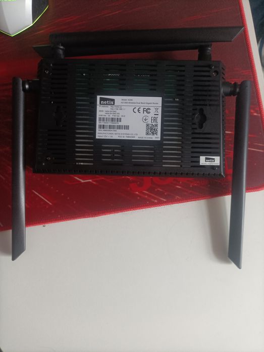 Wi-Fi роутер Netis NC65 AC1200 — майже новий на Гарантії