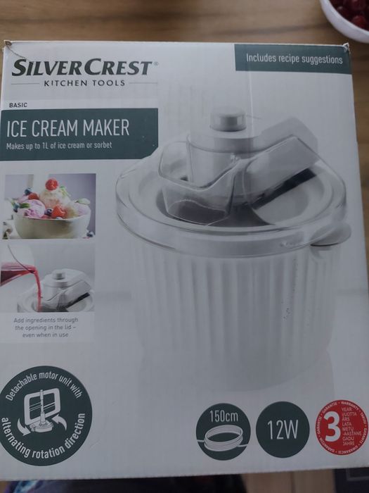 Nowa maszyna do lodów i sorbetów Silvercrest