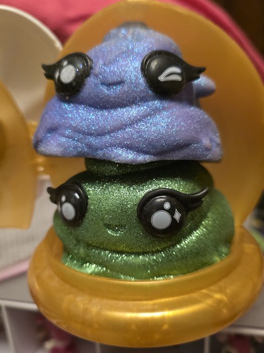 Domek dla figurek  plus figurki